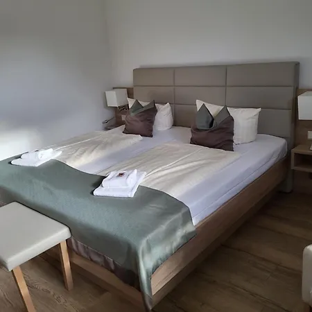 בית הארחה Bootshaus Bedekaspel