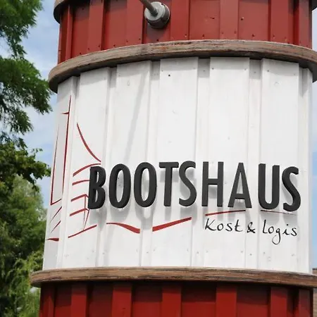 Konukevi Bootshaus 3*
