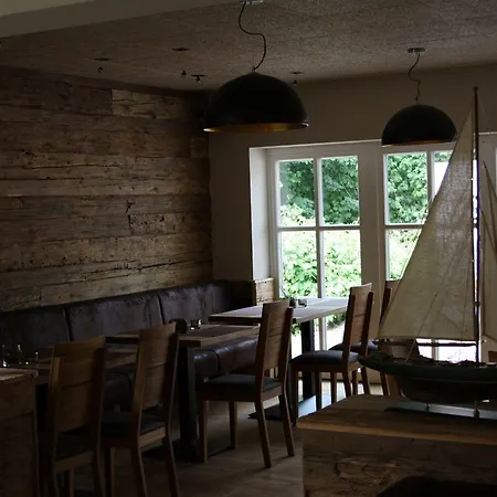 Bootshaus بيت ضيافة Bedekaspel