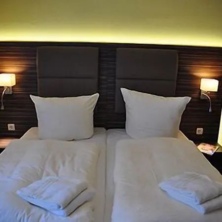 Bootshaus Guest house Bedekaspel