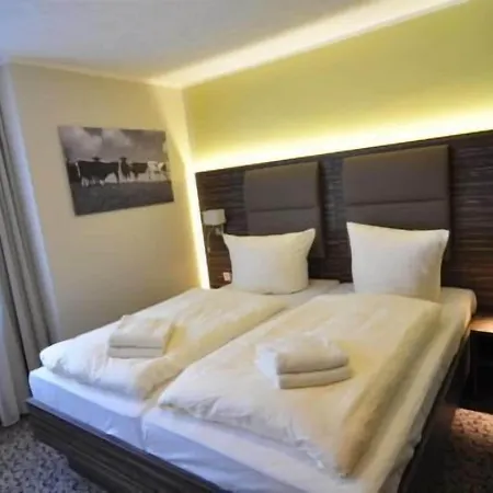 Bootshaus Guest house Bedekaspel